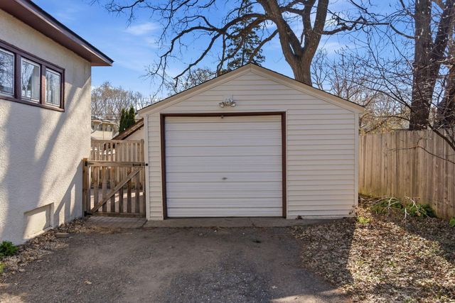 3021 43rd Avenue S, Minneapolis, MN 55406