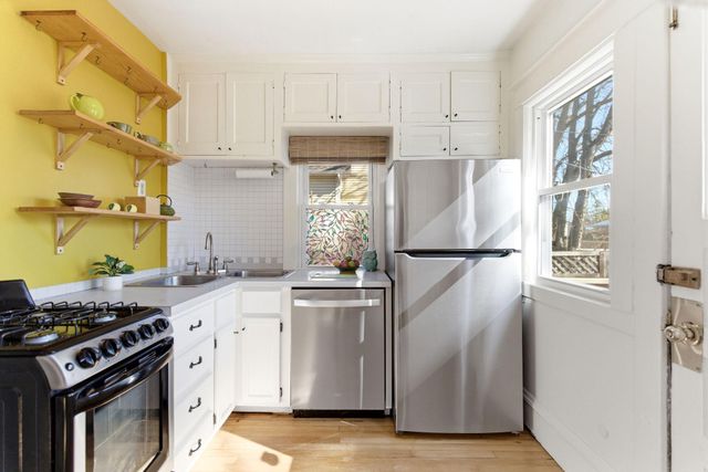 3021 43rd Avenue S, Minneapolis, MN 55406