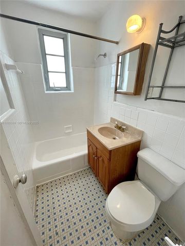 901 Collins Ave 109, Miami Beach, FL 33139