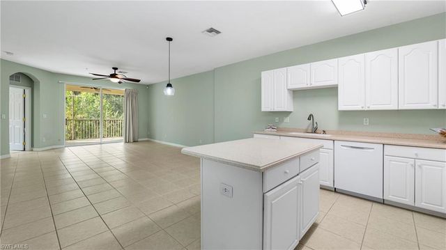 14951 Reflection Key CIR 525, Fort Myers, FL 33907
