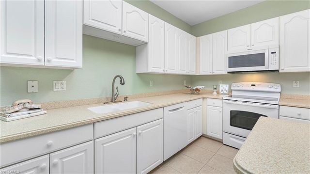 14951 Reflection Key CIR 525, Fort Myers, FL 33907