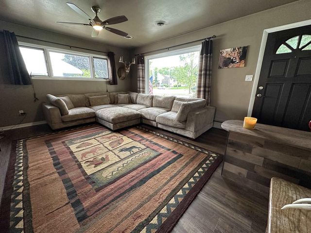 7928 W OKLAHOMA AVENUE, West Allis, WI 53219