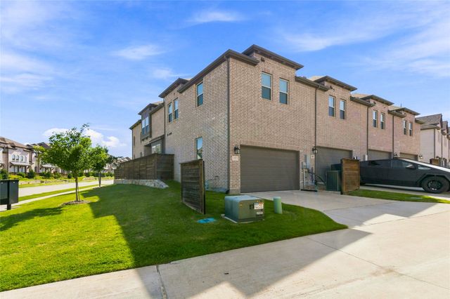 413 Sugarmaple Lane, Mckinney, TX 75071
