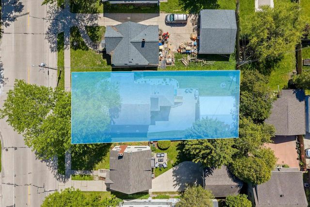 889 DOUSMAN STREET, Green Bay, WI 54303