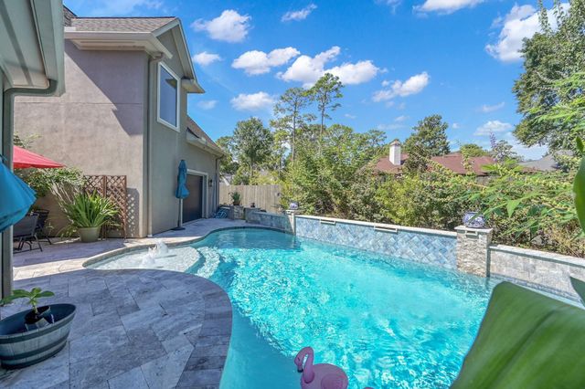 211 Wedgewood Drive, Montgomery, TX 77356