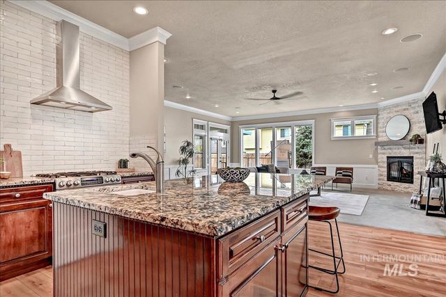 14554 W Woodspring Dr, Boise, ID 83713