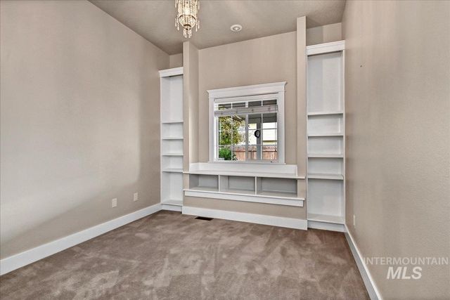 14554 W Woodspring Dr, Boise, ID 83713