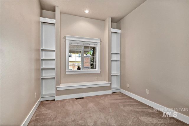 14554 W Woodspring Dr, Boise, ID 83713