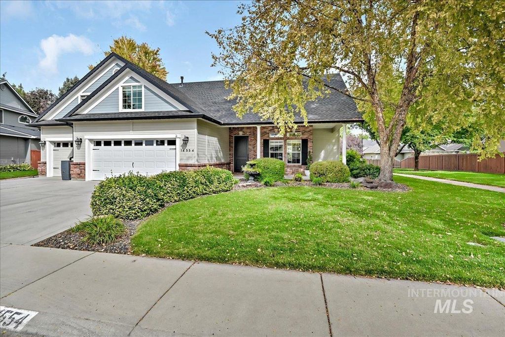 14554 W Woodspring Dr, Boise, ID 83713