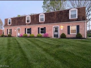 1608 Clearbrook Road NW 1608, Massillon, OH 44646