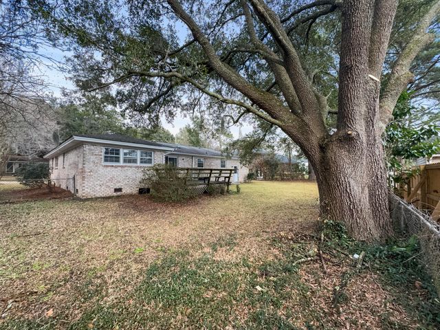 4341 Helene Drive, North Charleston, SC 29418