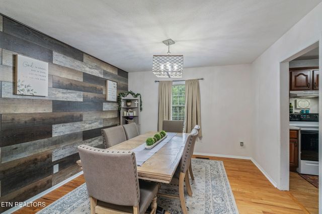 104 Westwood Drive, Clinton, TN 37716