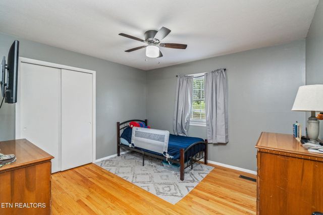 104 Westwood Drive, Clinton, TN 37716