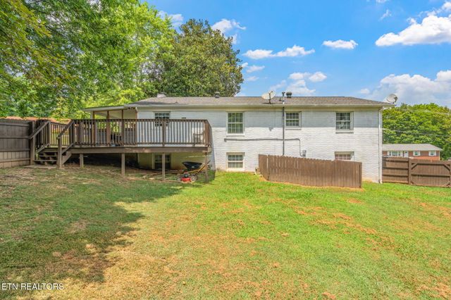 104 Westwood Drive, Clinton, TN 37716