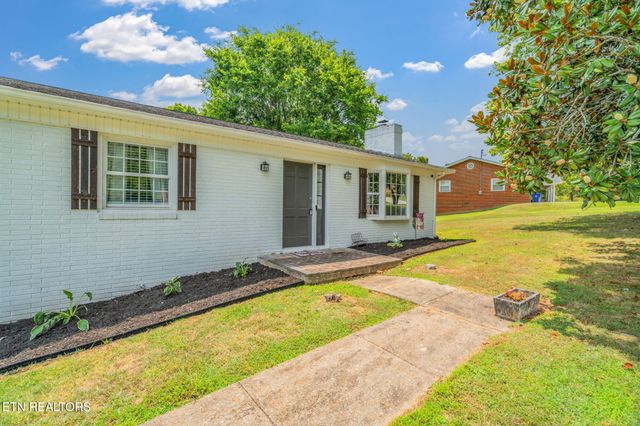 104 Westwood Drive, Clinton, TN 37716