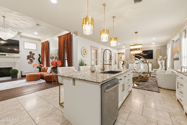 504 Torrenova Circle, Lafayette, LA 70508