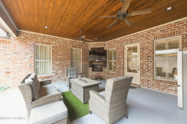 504 Torrenova Circle, Lafayette, LA 70508