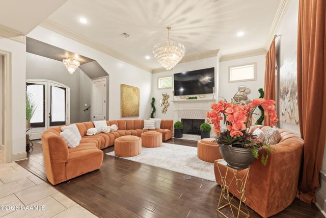 504 Torrenova Circle, Lafayette, LA 70508