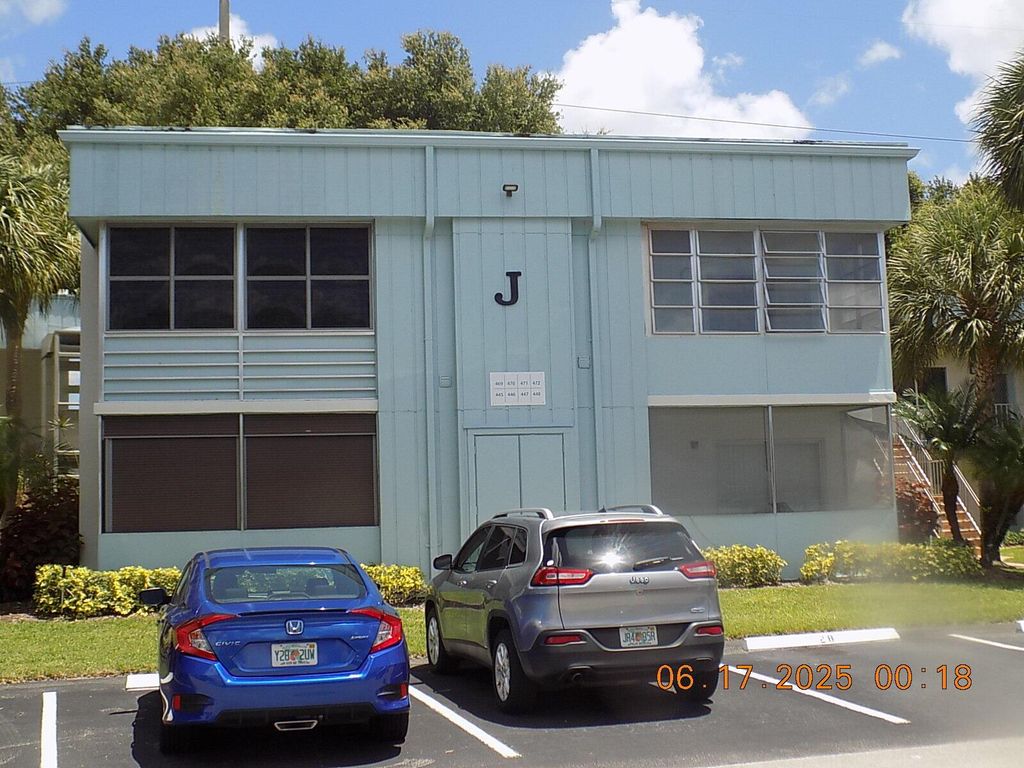 Image 1 of property listing at 469 Normandy J, Delray Beach, FL 33484