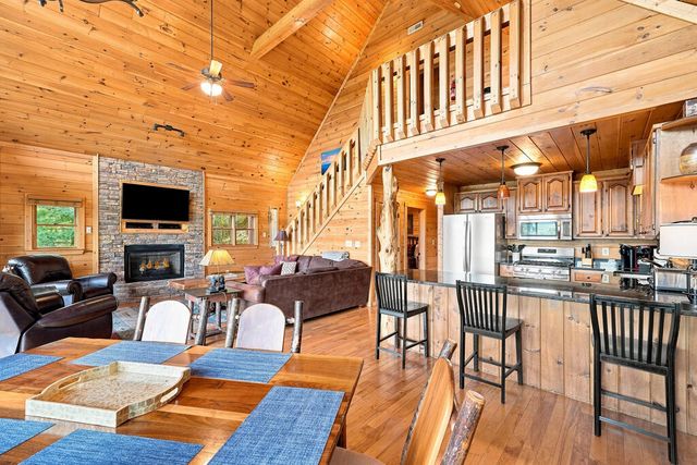 149 Mahoosec Trail, Mineral Bluff, GA 30559
