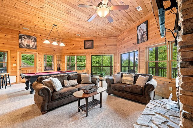 149 Mahoosec Trail, Mineral Bluff, GA 30559