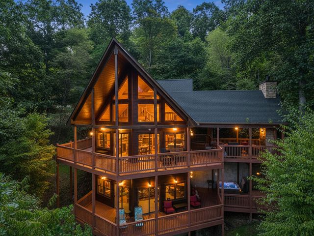 149 Mahoosec Trail, Mineral Bluff, GA 30559
