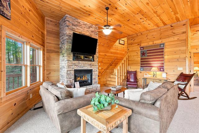 149 Mahoosec Trail, Mineral Bluff, GA 30559