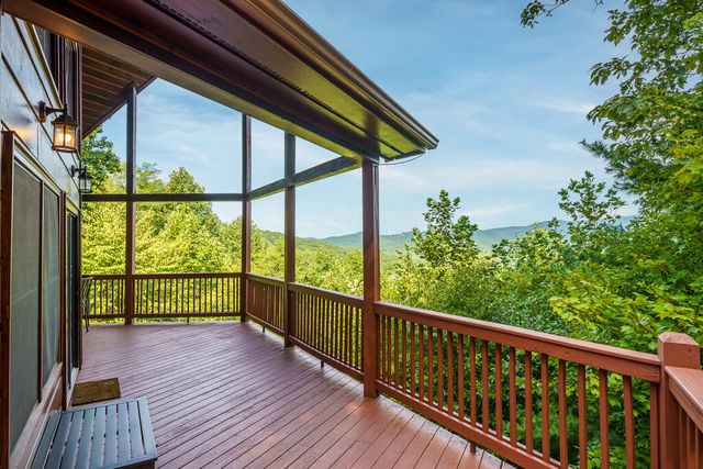 149 Mahoosec Trail, Mineral Bluff, GA 30559