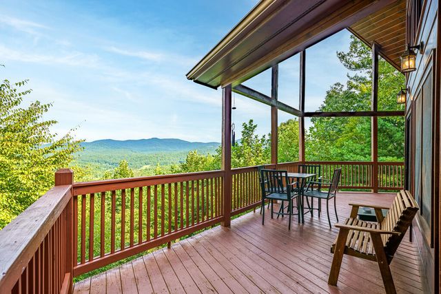 149 Mahoosec Trail, Mineral Bluff, GA 30559