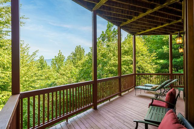 149 Mahoosec Trail, Mineral Bluff, GA 30559