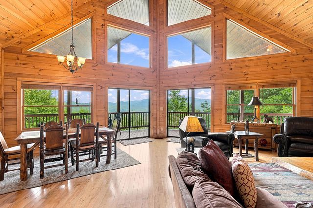 149 Mahoosec Trail, Mineral Bluff, GA 30559
