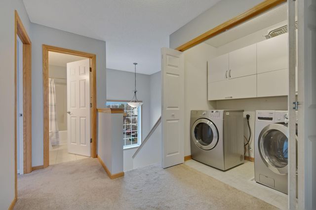 15548 Dynasty Way 103, Apple Valley, MN 55124