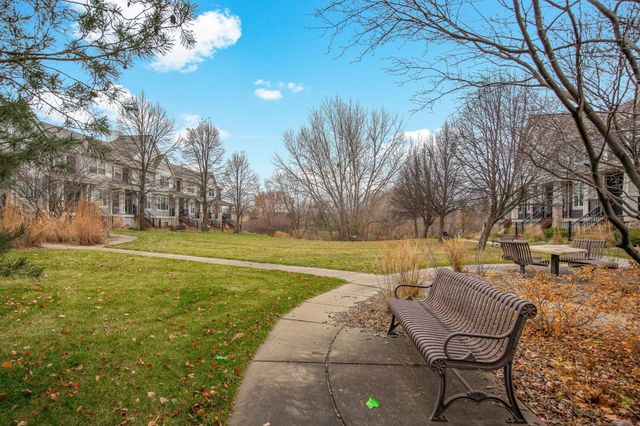 15548 Dynasty Way 103, Apple Valley, MN 55124