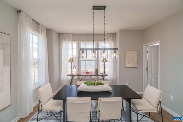 304 CHESHIRE LN, Waynesboro, VA 22980