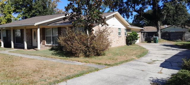 2724 LEXINGTON Drive, Orange Park, FL 32073