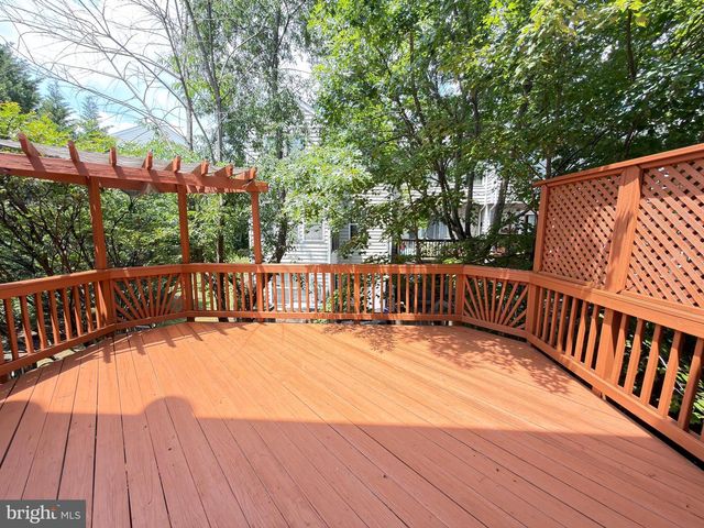 14216 LEGEND GLEN CT, Gainesville, VA 20155