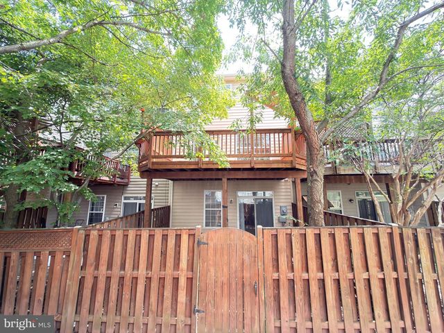 14216 LEGEND GLEN CT, Gainesville, VA 20155