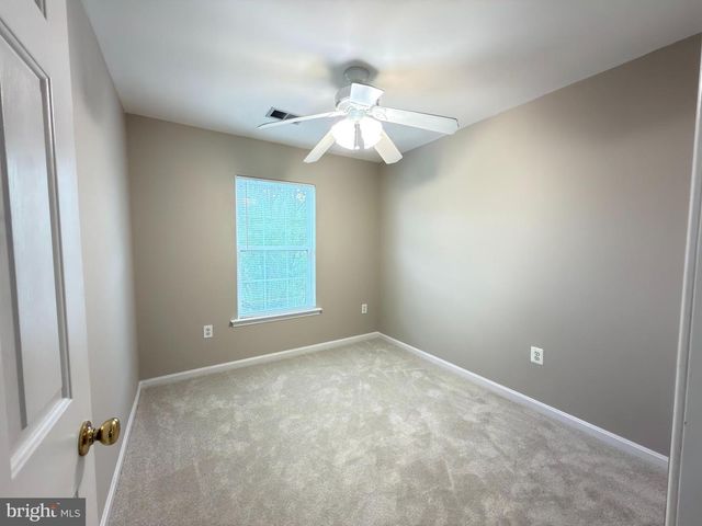 14216 LEGEND GLEN CT, Gainesville, VA 20155