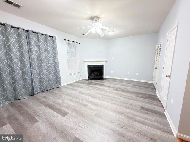 14216 LEGEND GLEN CT, Gainesville, VA 20155