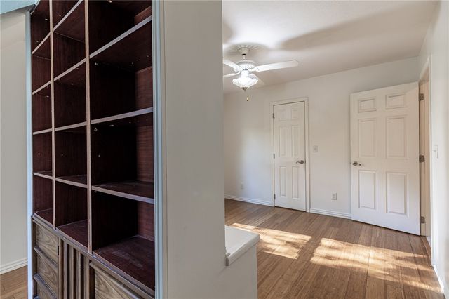 56 Overton Drive, Bella Vista, AR 72714
