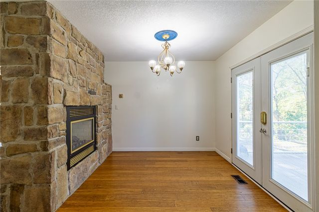 56 Overton Drive, Bella Vista, AR 72714