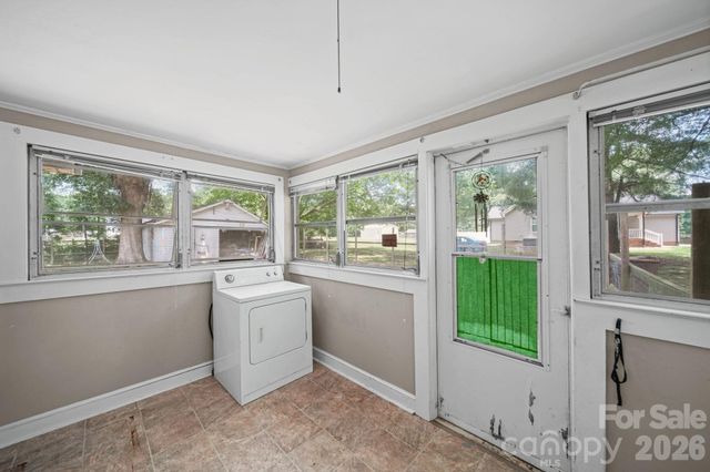 1911 Glenwood Street, Kannapolis, NC 28083