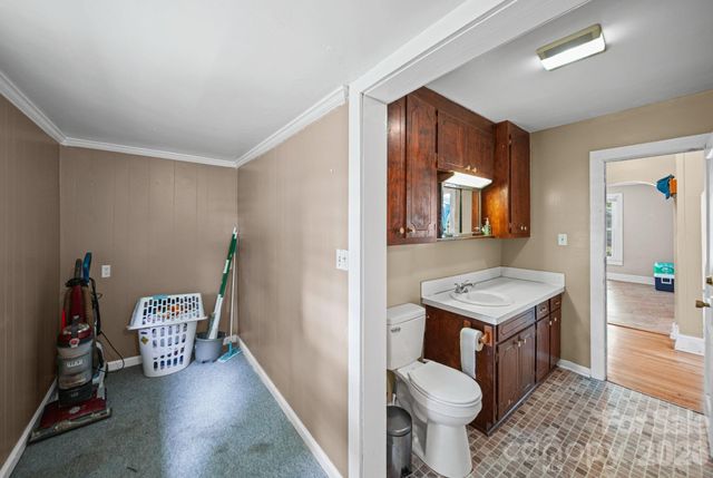 1911 Glenwood Street, Kannapolis, NC 28083