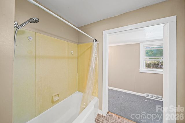 1911 Glenwood Street, Kannapolis, NC 28083