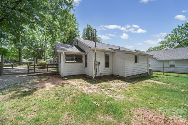 1911 Glenwood Street, Kannapolis, NC 28083