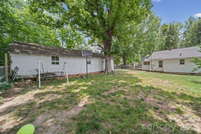 1911 Glenwood Street, Kannapolis, NC 28083