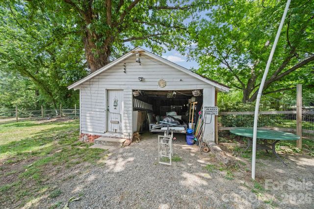 1911 Glenwood Street, Kannapolis, NC 28083