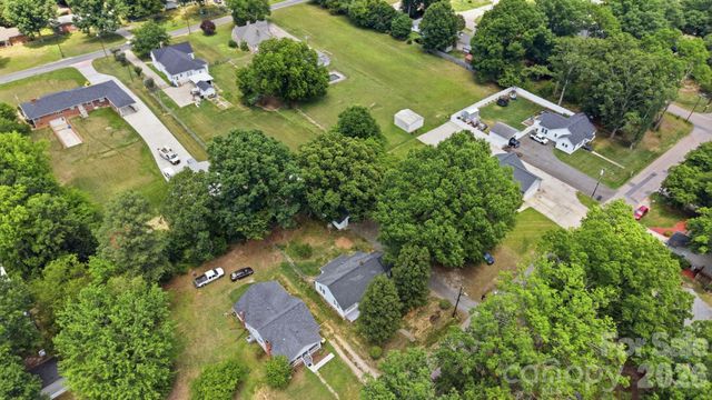 1911 Glenwood Street, Kannapolis, NC 28083