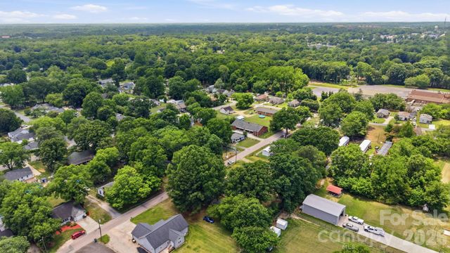 1911 Glenwood Street, Kannapolis, NC 28083
