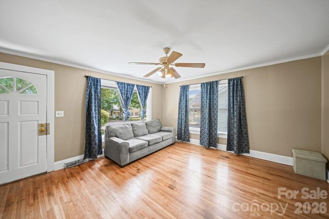 1911 Glenwood Street, Kannapolis, NC 28083